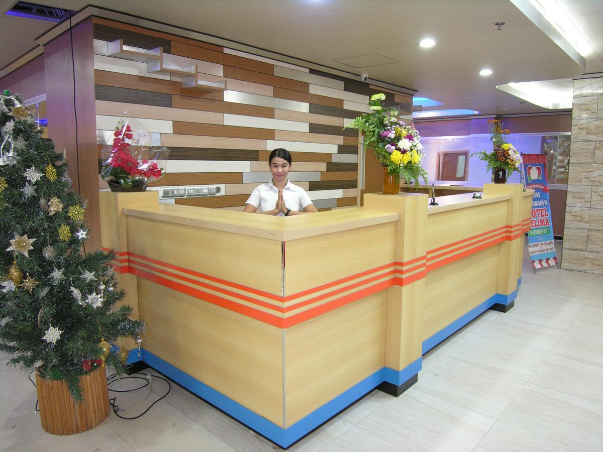 Hotel Delima Banjarmasin  Εξωτερικό φωτογραφία