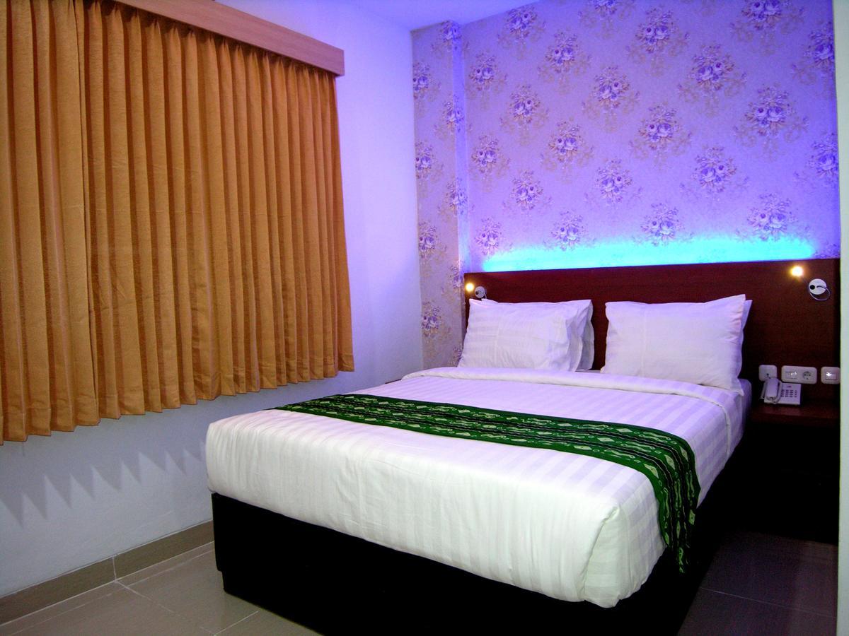 Hotel Delima Banjarmasin  Εξωτερικό φωτογραφία