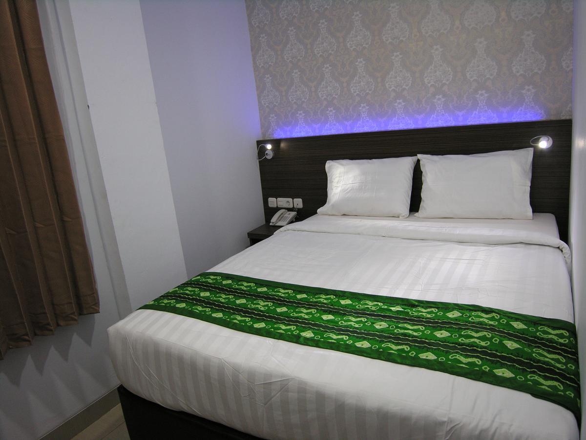 Hotel Delima Banjarmasin  Εξωτερικό φωτογραφία